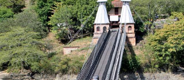 Puente será recuperado con madera de Urabá