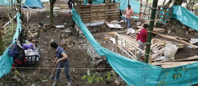 Continúa la invasión a lote de la Universidad de Antioquia en Villa Hermosa