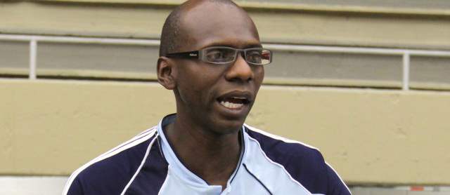 Colombia le apuesta a la triple corona | Viviano Mena fue campeón mundial como jugador (2000) y asistente (2011). Busca su título de técnico. FOTO ARCHIVO