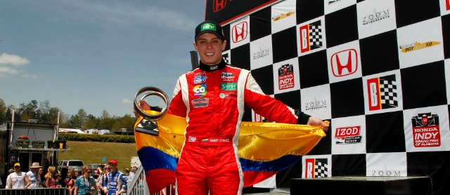 El festejo nacional fue a medias | Gabby Chaves quedó a once puntos del título de la Indy Lights, pues solo pudo ser escolta de Carlos Muñoz en Fontana. El campeón fue el estadounidense Sage Karam. FOTO CORTESÍA