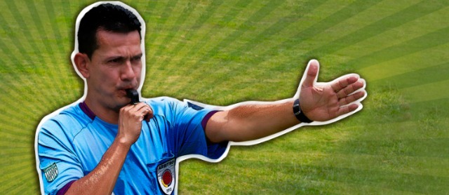 hoy es Fifa sin escarapela | Óscar Alexis Gutiérrez dirigió más de 200 partidos en la A y la B. FOTO JUAN ANTONIO SÁNCHEZ