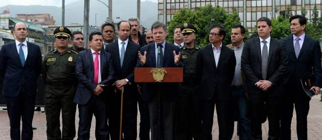 Gobierno hará mesas de trabajo de seguridad con taxistas |