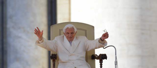 El papa Benedicto XVI realizó su última audiencia este jueves. FOTO AP