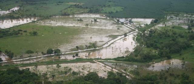 Emergencia por desbordamiento del Río Grande en Turbo |