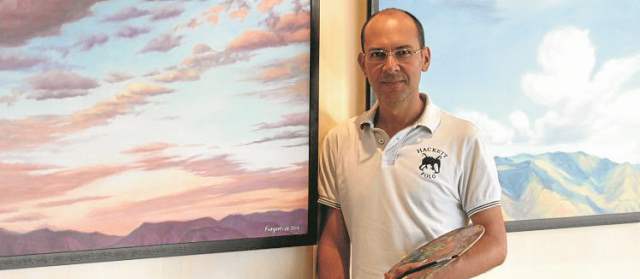 Paleta de Pablo se llena de cielos | Con sugestivos nombres como Intuyendo el infinito, la obra se puede apreciar hasta el 5 de septiembre. FOTO EDWIN BUSTAMANTE