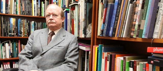 Benjamín Villegas, el hombre de los libros objeto | FOTO ARCHIVO
