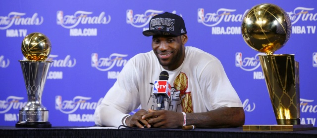 James está listo para el próximo reto deportivo, que no será otro que convertir a los Heat en la cuarta dinastía de la NBA. FOTO REUTERS