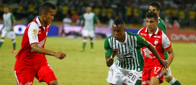 El próximo juego entre verdes y rojos será el miércoles 17 de julio a las 7:30 de la noche. FOTO JAIME PÉREZ