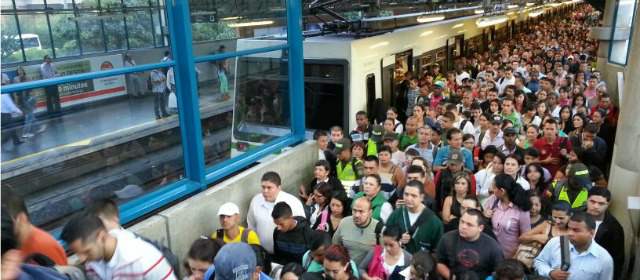 Mejor información en el segundo día de cierre de estaciones del metro