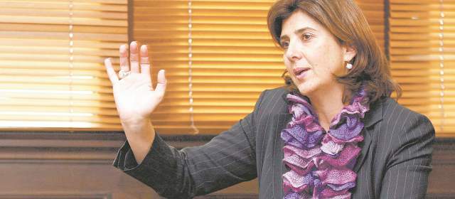 Las relaciones con Venezuela están frías: canciller Holguín |