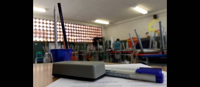 Que violentos nos miren como zonas francas de paz | Hoy se reanudarán las clases en la institución educativa Pedro J. Gómez, según ratificaron las directivas del plantel, situado en la comuna 13 y adscrito a la Eduardo Santos. FOTO JULIO CÉSAR HERRERA