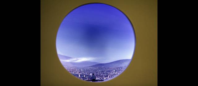Obras que piensan en el tamaño | La muestra se compone de 80 obras, de 36 artistas de Medellín y Bogotá. Llegue preparado para apreciar los detalles. FOTO DONALDO ZULUAGA