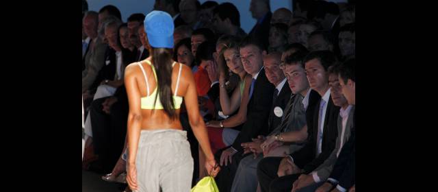 SOS para que Banrepública y Gobierno intervengan | El Presidente y su esposa María Clemencia estuvieron en Colombiamoda. FOTO HERNÁN VANEGAS