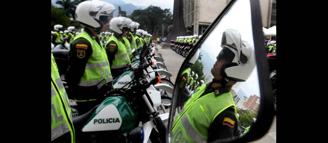 El Aburrá aumentará a 500 su plan cuadrantes en un plazo de 10 meses | Con la vigilancia por cuadrantes la promesa de la Policía es responder con más efectividad ante el delito. FOTO JUAN ANTONIO SÁNCHEZ