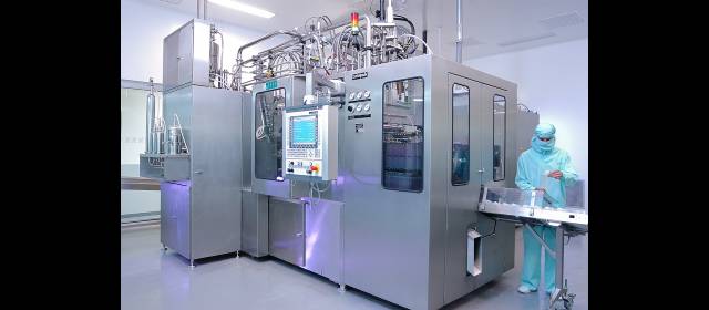 Corpaúl invertirá $14.000 millones en planta farmacéutica de Guarne | La automatización de llenado y sellado lo hacen con maquinarias especializadas alemanas. La planta farmacéutica tiene 600 clientes en Colombia y exportan 12 millones de unidades al año. FOTO CORTESÍA