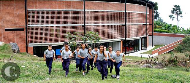 En el parque Cartama, Támesis vivirá su encuentro de saberes | Los estudiantes esperaban con emoción la apertura del parque hoy. FOTO DONALDO ZULUAGA VELILLA