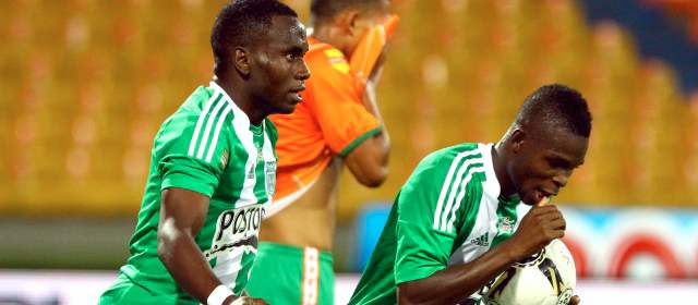 Nacional no jugará con el Atlético | Carlos Rentería acompaña a Avilés Hurtado, quien anotó el miércoles los dos goles de Nacional. FOTO EDWIN BUSTAMANTE
