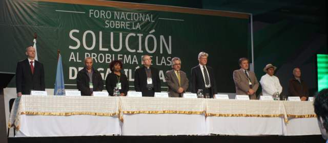 Foro para la paz plantea nuevo rumbo en la lucha contra las drogas |