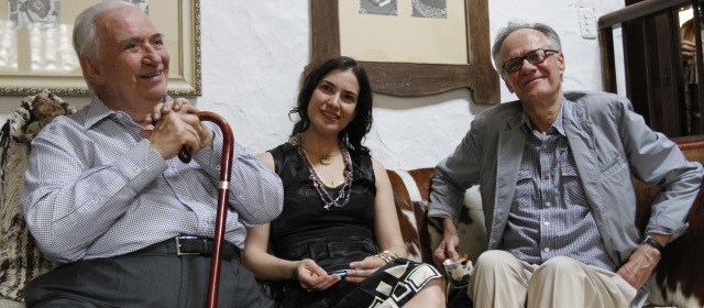 Vive el recuerdo de Mejía Vallejo | El expresidente Belisario Betancur, María José Mejía y Fernando Vallejo. FOTO EDWIN BUSTAMANTE