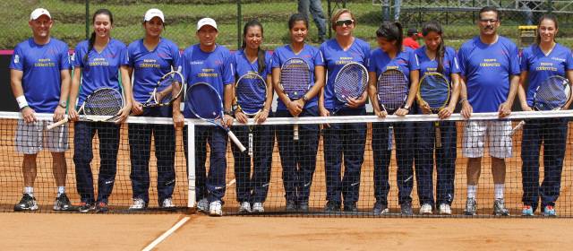 Venezuela, primer escollo para Colombia en Eliminatoria Fed Cup | Este es el equipo completo de Colombia que incluye cuerpo técnico y raquetas que abordarán, desde este miércoles, la Fed Cup en Medellín. Foto Donaldo Zuluaga