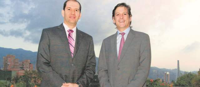 Fajardo entrega batuta a Piedrahíta en el Grupo Mundial | EDWIN BUSTAMANTE