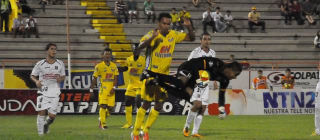 Caldas dejó "blanco" al Huila
