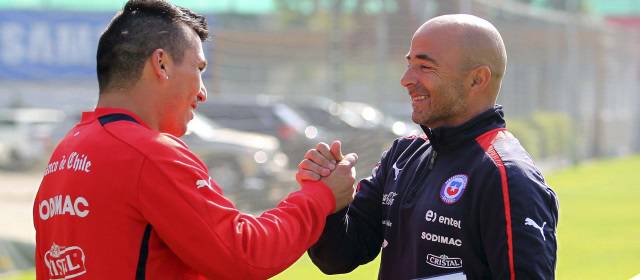 El técnico chileno Jorge Sampaoli desestimó que el agobiante calor y la humedad de Barranquilla afecten a sus jugadores. FOTO REUTERS