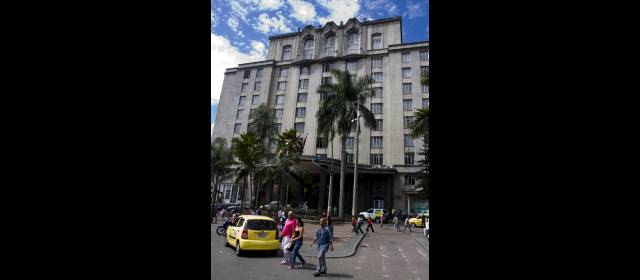 El Nutibara: revive el vecino californiano de Plaza Botero | Patrimonio Arquitectónico e Histórico, el Nutibara tiene 67 años y es referente urbano de Medellín. FOTO ESTEBAN VANEGAS