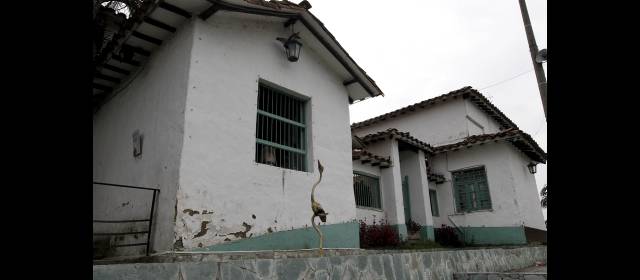 Visitantes locales y extranjeros ven deterioro en el Pueblito Paisa | Una de las caras del Pueblito Paisa. FOTO JAIME PÉREZ