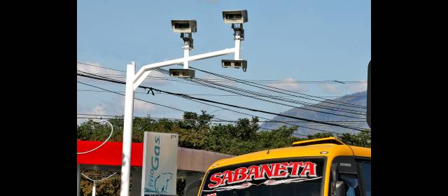 En 20 días inicia sistema de fotomultas de Sabaneta | Por Las Vegas, en Sabaneta, ruedan 3.000 vehículos diarios, en promedio. FOTO JUAN ANTONIO SÁNCHEZ