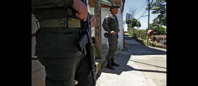 16 capturas por desplazamientos en San Cristóbal | Aunque se ha avanzado en el retorno a El Cañón, no se ha dado el mismo proceso en San Gabriel. FOTO JAIME PÉREZ