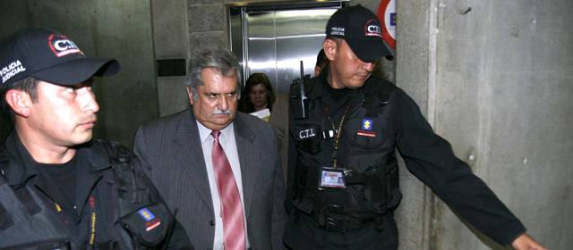 Hospitalizado el general (r) Rito Alejo del Río |
