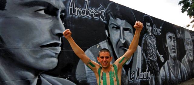 Nacional celebra pasión del hincha | Felipe Álvarez, como otros aficionados, vive el fútbol con pasión y piel. FOTO HENRY AGUDELO