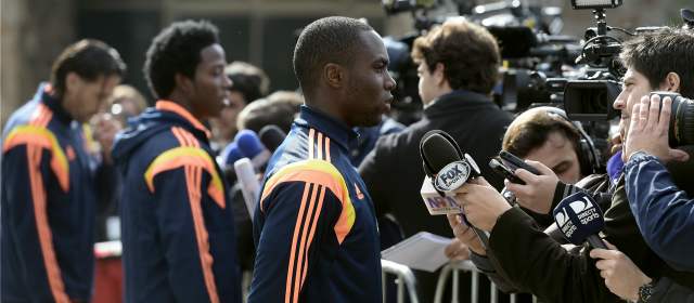 Jugadores valoran esfuerzo de Falcao | Ayer hubo espacio para la prensa y jugadores como Éder Balanta atendieron el llamado. FOTO AFP