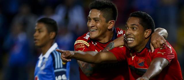 Los hombres de los goles en El Campín: Germán Cano y Javier Calle. FOTO COLPRENSA
