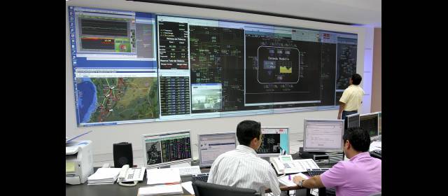 XM apuesta por las redes inteligentes | El Centro Nacional de Despacho que administra la oferta y demanda de electricidad en el país está siendo modernizado con un nuevo sistema de supervisión, control y adquisición de datos e implica una inversión cercana a 5 millones de dólares. FOTO ESTEBAN VANEGAS