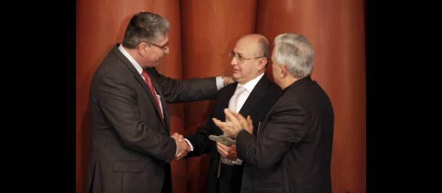 Sigifredo López todavía no sabe si demandará al Estado | Sigifredo reconoció que el fiscal Montealegre evitó que se le condenara por el supuesto secuestro de los diputados. FOTO COLPRENSA