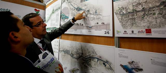 Ingeniería nacional insiste en igualdad con externos | Las empresas mostraron maquinaria y proyectos, durante dos días de feria. FOTO Julio C.herrera