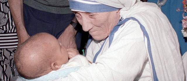 Madre Teresa de Calcuta, la apóstol de los pobres | La beata Teresa de Calculta fue un ejemplo de solidaridad y entrega con los más necesitados.