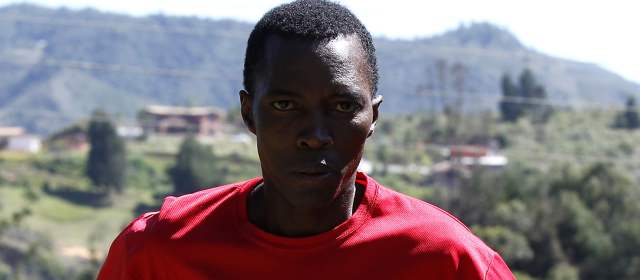 Tanzanio halló en Guarne refugio atlético | Julius Gidabuday salió de su tierra para ser profeta, y en Medellín espera hacerlo. FOTO JULIO CÉSAR HERRERA