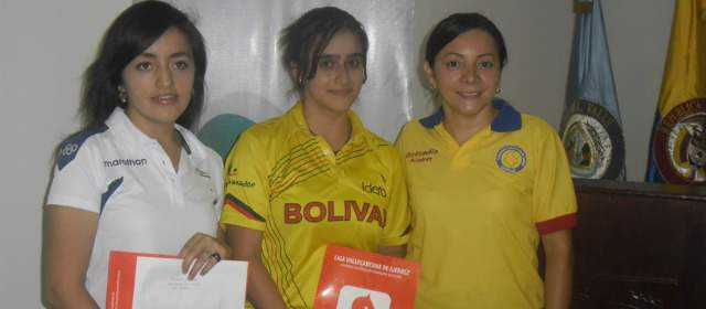 Beatriz Franco goza con título panamericano de ajedrez | Martha Mateus, Beatriz Franco y Abigail Romero. FOTO CORTESÍA