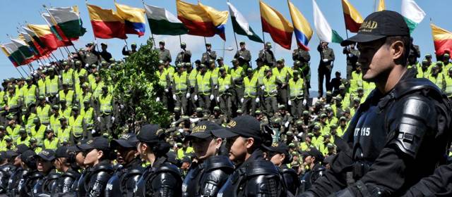 3.500 policías reforzarán seguridad en Bogotá | Aunque el ministro de Defensa, Juan Carlos Pinzón, descartó la reducción de los homicidios dijo que las autoridades no pueden descuidar la guardia.