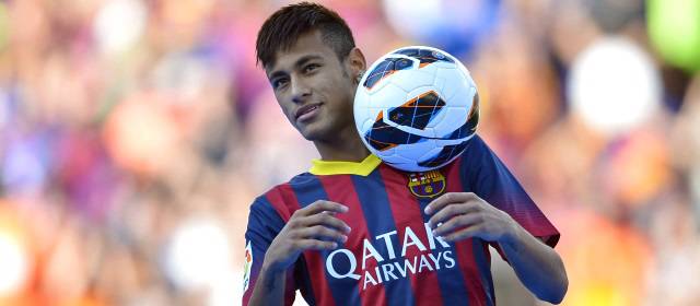 Neymar: Estoy muy feliz de poder ayudar a Messi a seguir siendo feliz | FOTO AP