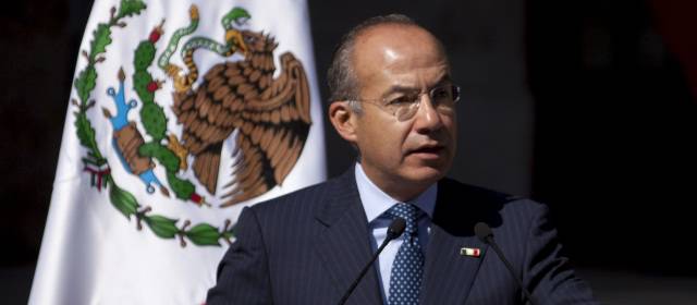 Narcotraficantes mexicanos despiden al presidente Felipe Calderón con pancartas |