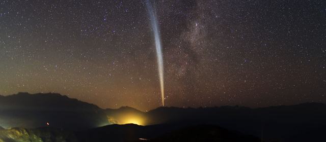 Tres cometas se acercan a la Tierra | En la foto, el cometa Lovejoy visto en el sur del continente. Cortesía ESO.