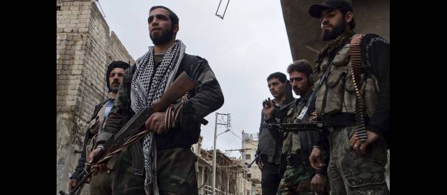 Al Assad, cada vez más solo | La UE explora opciones para ayudar a la oposición. FOTO REUTERS