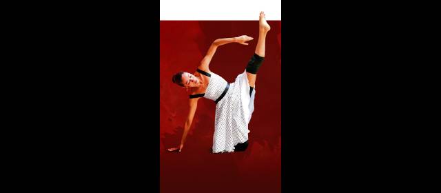 La danza en varios ritmos y una caída | FOTO JUAN ANTONIO SÁNCHEZ