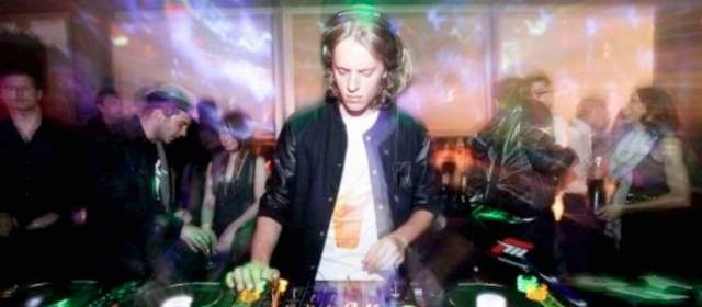 Hijo del expresidente Sarkozy es un reconocido dj y modelo de una revista de moda |