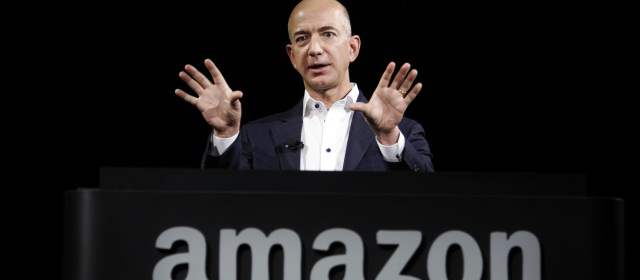 Bezos reemplaza a la editora del diario The Washington Post