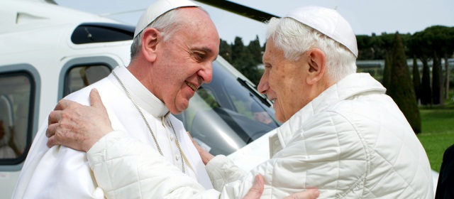 Papa Francisco visita a Benedicto XVI